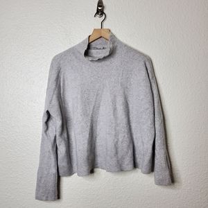 Everlane The Cashmere Square Turtleneck Sweater